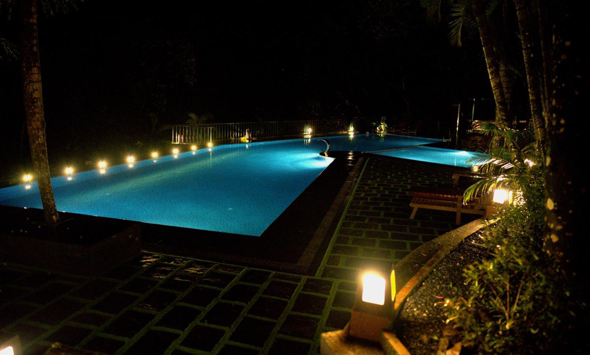 Wayanad Silverwoods Forest Resort & Spa Padinjarathara Экстерьер фото
